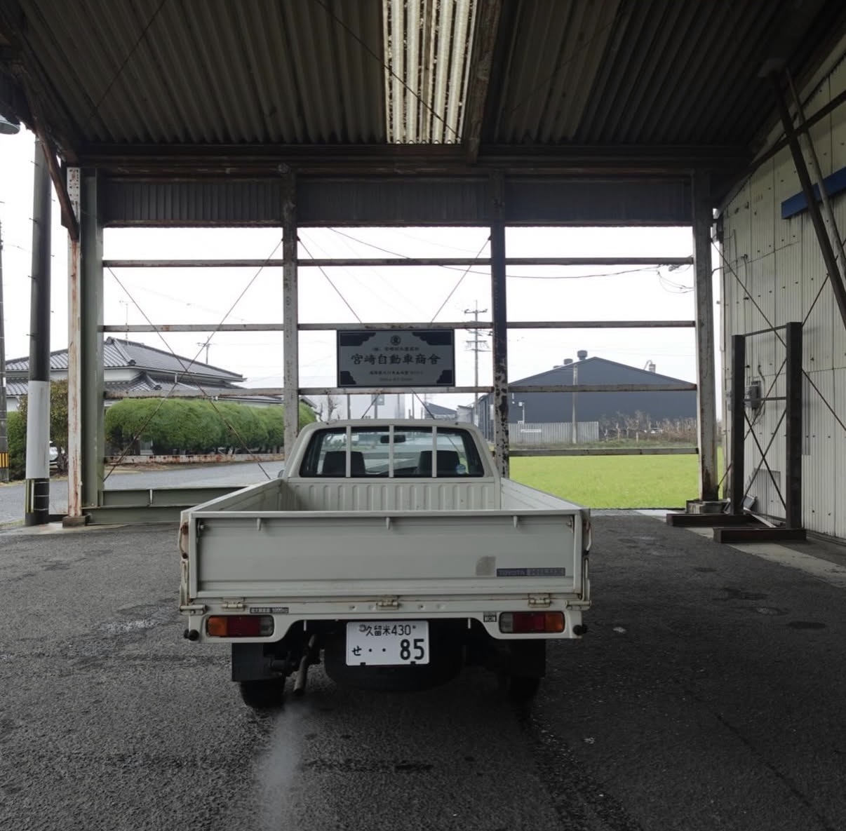 トヨタ ハイラックス リア外観 荷台